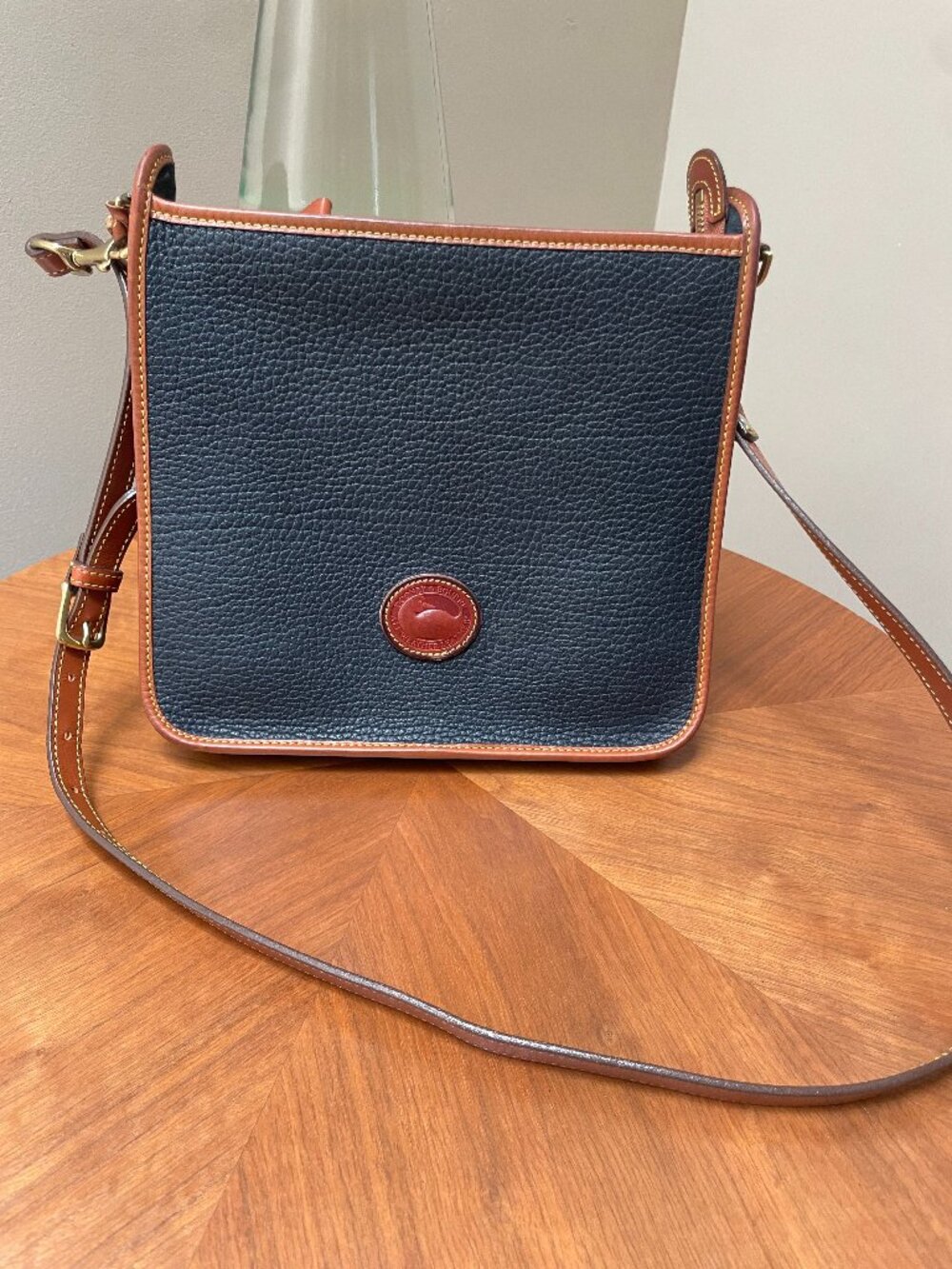 Dooney & Bourke Vintage Leather Crossbody Bag; Black and Tan Dooney Shoulder Bag